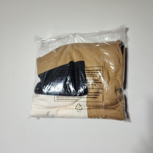 New Parish LA 'Stevie' Poncho - Picture 8 of 8